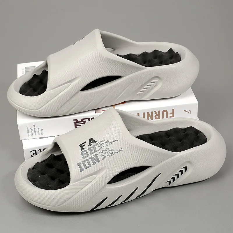 Zapatillas de verano para hombre, zapatillas de masaje EVA, zapatos informales ligeros para la playa, zapatillas de suela blanda para interiores, sandalias con plataforma para exteriores para hombre