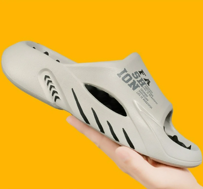 Zapatillas de verano para hombre, zapatillas de masaje EVA, zapatos informales ligeros para la playa, zapatillas de suela blanda para interiores, sandalias con plataforma para exteriores para hombre