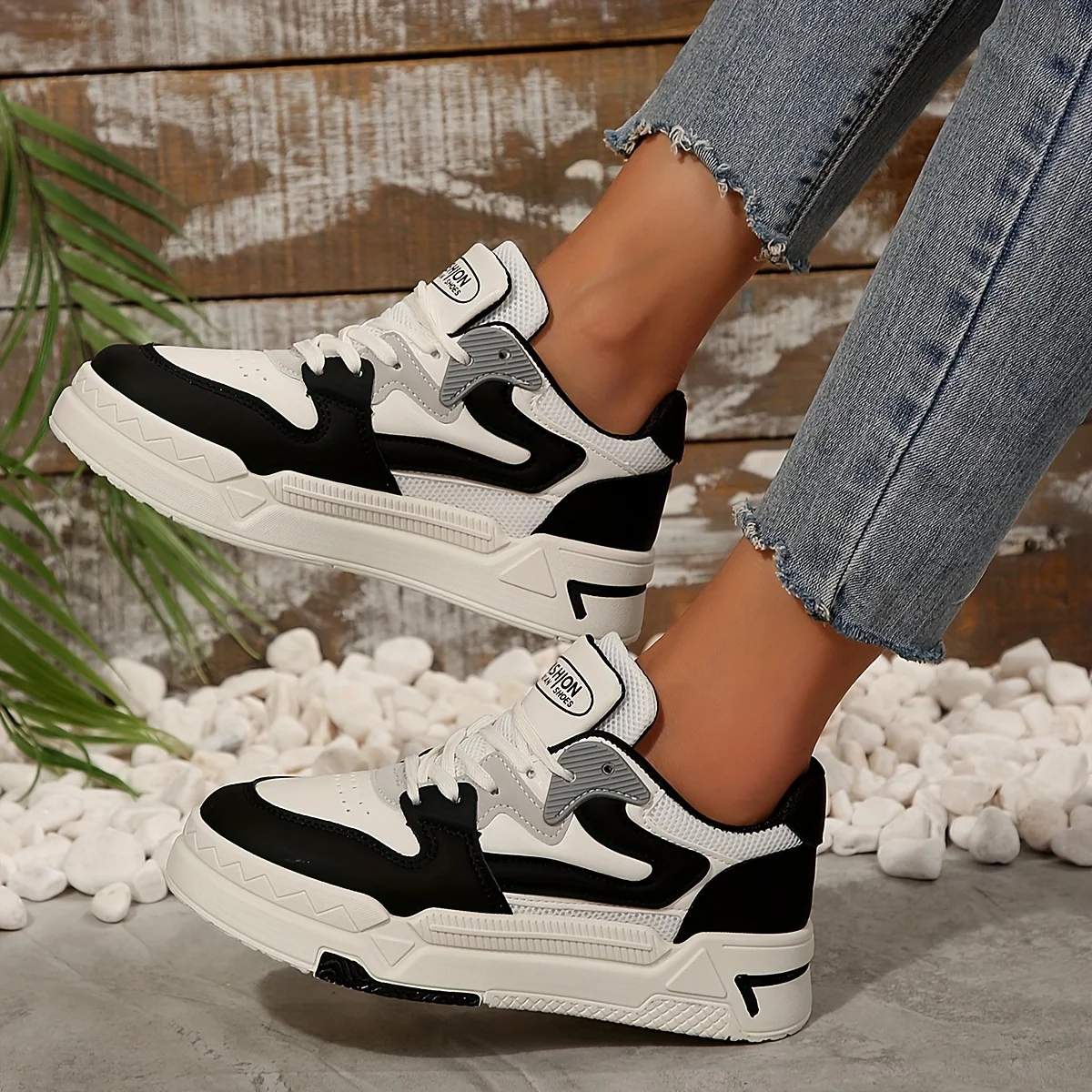 Zapatillas de deporte de moda, zapatos blancos y negros transpirables para mujer, todas las estaciones, ropa informal y deportiva, estilo Ins de moda
