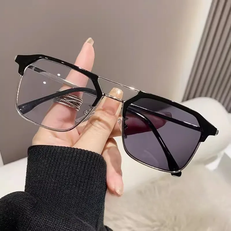 Gafas fotocrom&aacute;ticas antiradiaci&oacute;n para mujer, gafas con montura met&aacute;lica de transici&oacute;n, gafas UV400