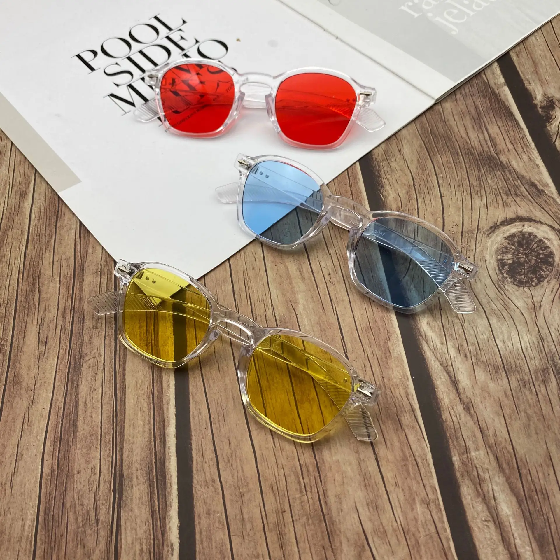 Gafas de sol cuadradas a la moda para mujer, gafas de sol de lujo amarillas y rojas, decoración Vintage, remaches, gafas redondas para conductor, gafas de sol para hombre UV400 para mujer Gafas de sol cuadradas a la moda para mujer, gafas de sol de lujo amarillas y rojas, decoración Vintage, remaches, gafas redondas para conductor, gafas de sol para hombre UV400 para mujer