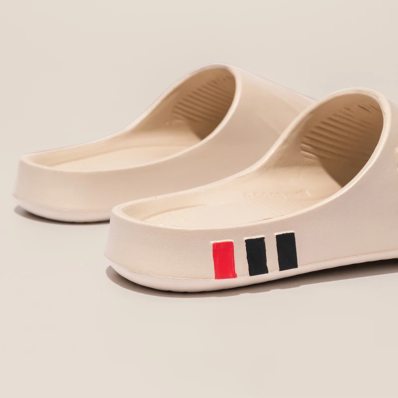 Zapatillas de masaje a la moda para hombre, sandalias para interiores y exteriores, chanclas de playa, chanclas de suela gruesa para mujer, zapatillas de ducha antideslizantes de verano para hombre