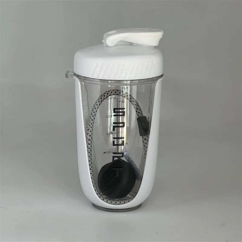 Botella coctelera de 600ML con bola de pl&aacute;stico, batidos de prote&iacute;nas de pl&aacute;stico sin BPA, a prueba de fugas para entrenamiento en polvo, gimnasio, botella de agua deportiva