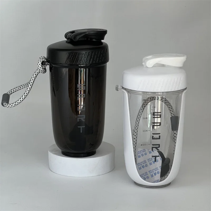 Botella coctelera de 600ML con bola de pl&aacute;stico, batidos de prote&iacute;nas de pl&aacute;stico sin BPA, a prueba de fugas para entrenamiento en polvo, gimnasio, botella de agua deportiva