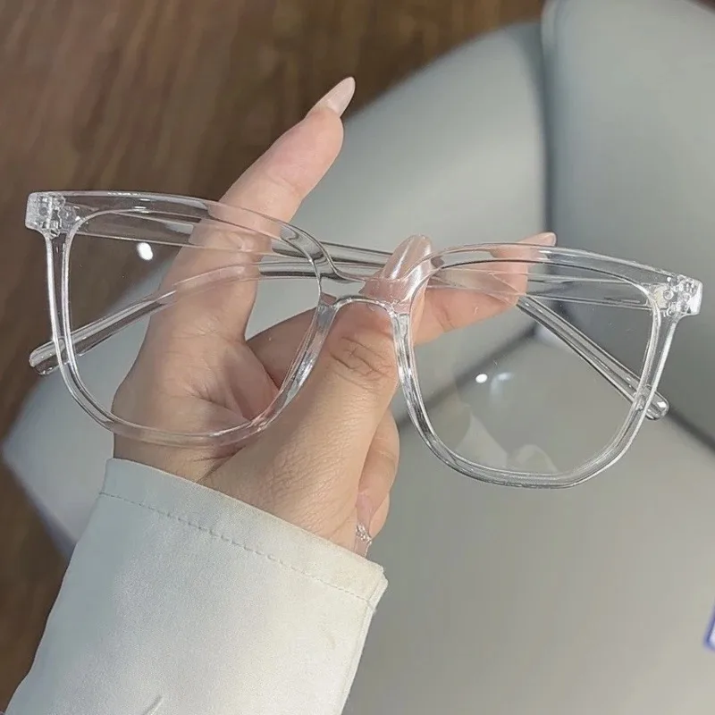 MJYIWANG Gafas anti-luz azul para senderismo y camping, 1/2/3 piezas, para mujer, montura de gafas sencilla y regular, montura retro plana con filtro de luz. MJYIWANG Gafas anti-luz azul para senderismo y camping, 1/2/3 piezas, para mujer, montura de gafas sencilla y regular, montura retro plana con filtro de luz.