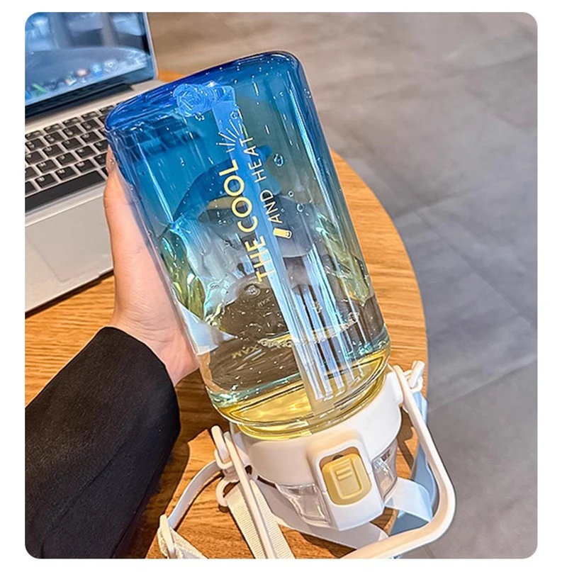 Botella de agua de 1.5/2 litros, botella deportiva de pl&aacute;stico port&aacute;til con correa de pajita, vaso grande para gimnasio, viaje, botella de jugo, libre de BPA