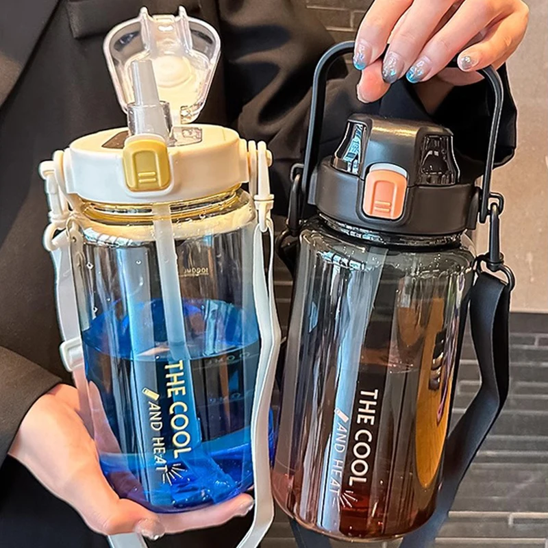 Botella de agua de 1.5/2 litros, botella deportiva de pl&aacute;stico port&aacute;til con correa de pajita, vaso grande para gimnasio, viaje, botella de jugo, libre de BPA