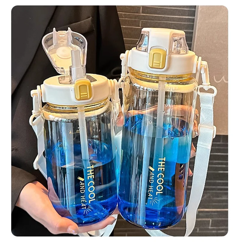 Botella de agua de 1.5/2 litros, botella deportiva de pl&aacute;stico port&aacute;til con correa de pajita, vaso grande para gimnasio, viaje, botella de jugo, libre de BPA