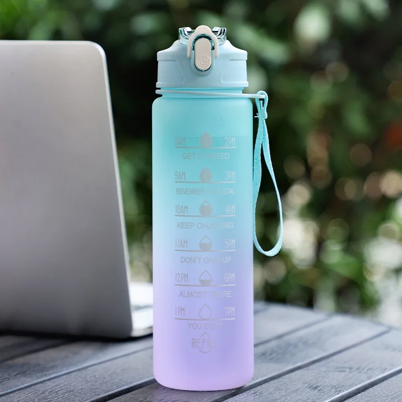 Botella de agua deportiva con pajita de seguimiento de tiempo, cubierta abatible con bloqueo a prueba de fugas para f&aacute;cil transporte, Ideal para aventuras al aire libre
